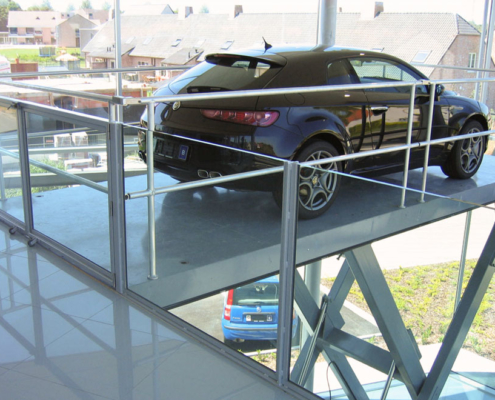 car lift table with black car