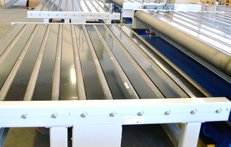 Roller conveyor