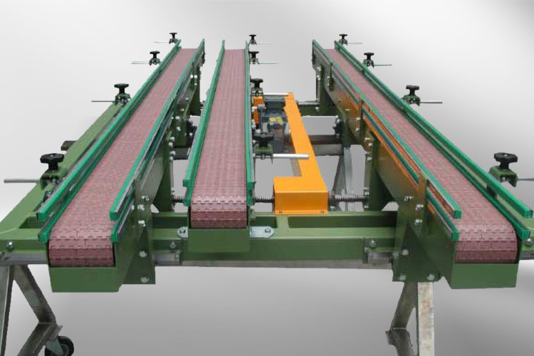 apron conveyor with three conveyor belts